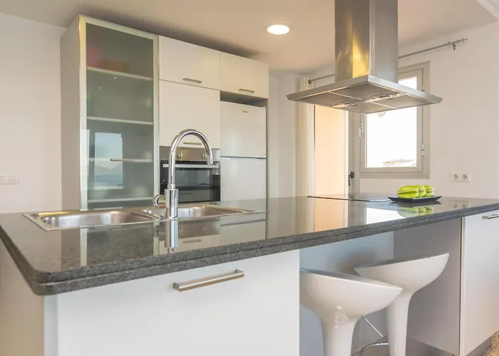 Ran De Mar (adults Only)