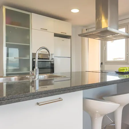 Ran De Mar (adults Only)