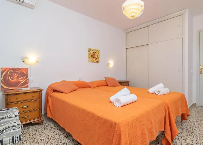 Ran De Mar (adults Only) *